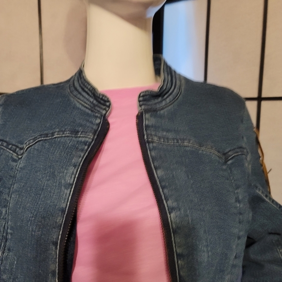 LAL (LIVE A LITTLE) LADIES WASHED DENIM SHOT JACKET SUEDE ART DESIGN/SIZE MEDIUM - Picture 6 of 16